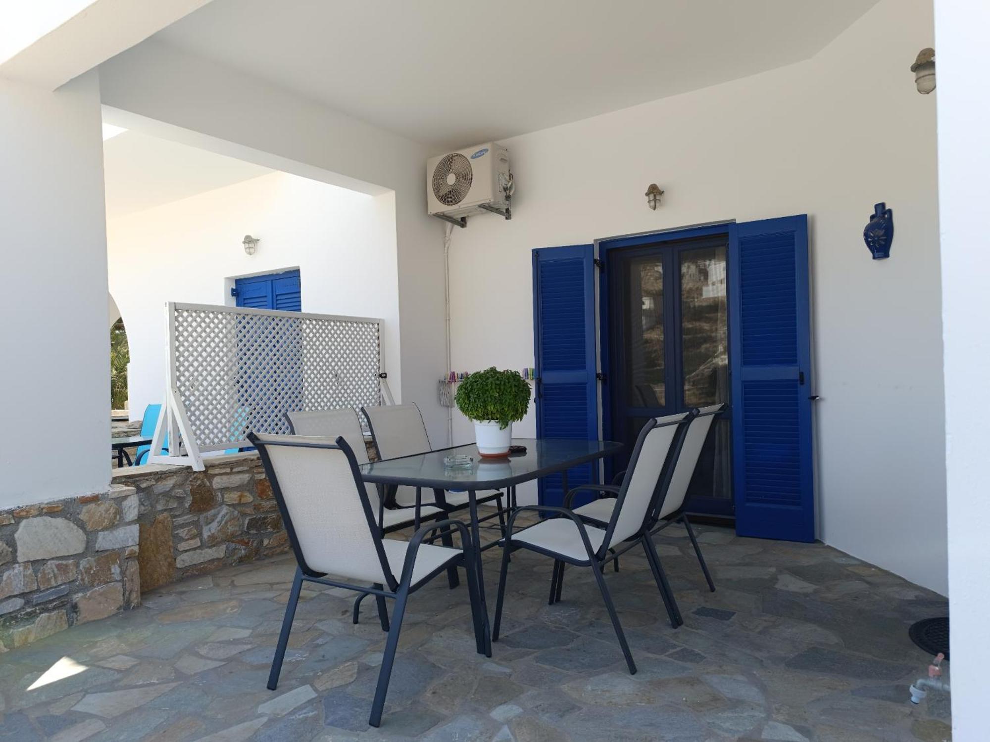 Ioli Apartments Alopronia Exterior photo